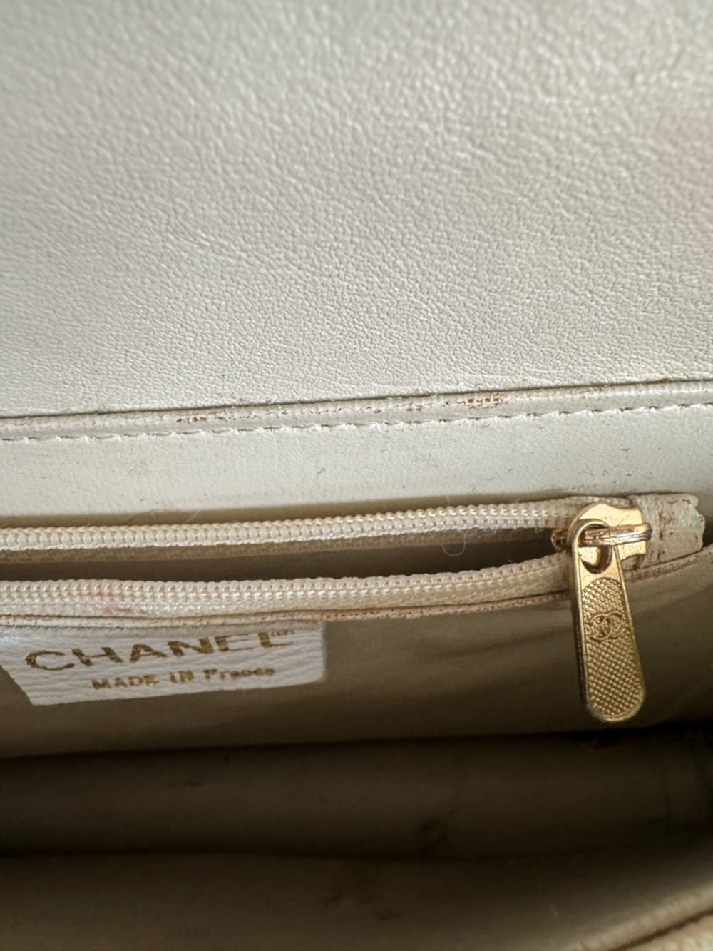 Vintage Chanel Pre-1986 CC Logo Lambskin Crossbody with Gold Tassel - Picture 12 of 16